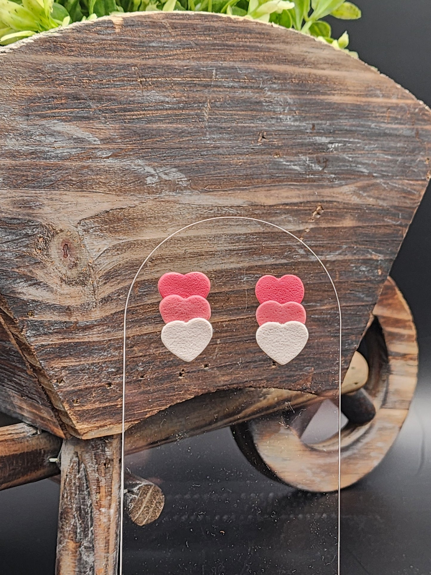 Loving Hearts - Studs